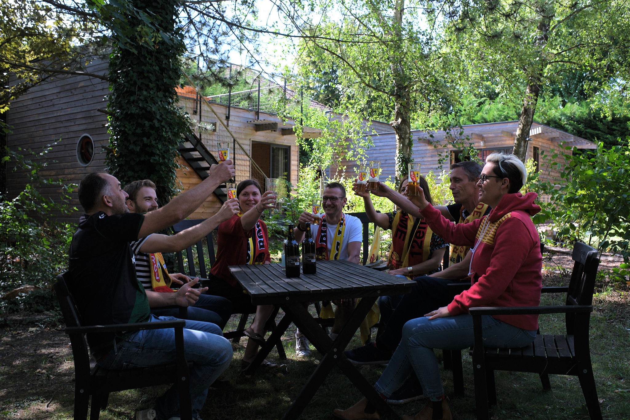 Boire un verre entre amis avant ou après un matche à Bollaert - Week-end à Lens